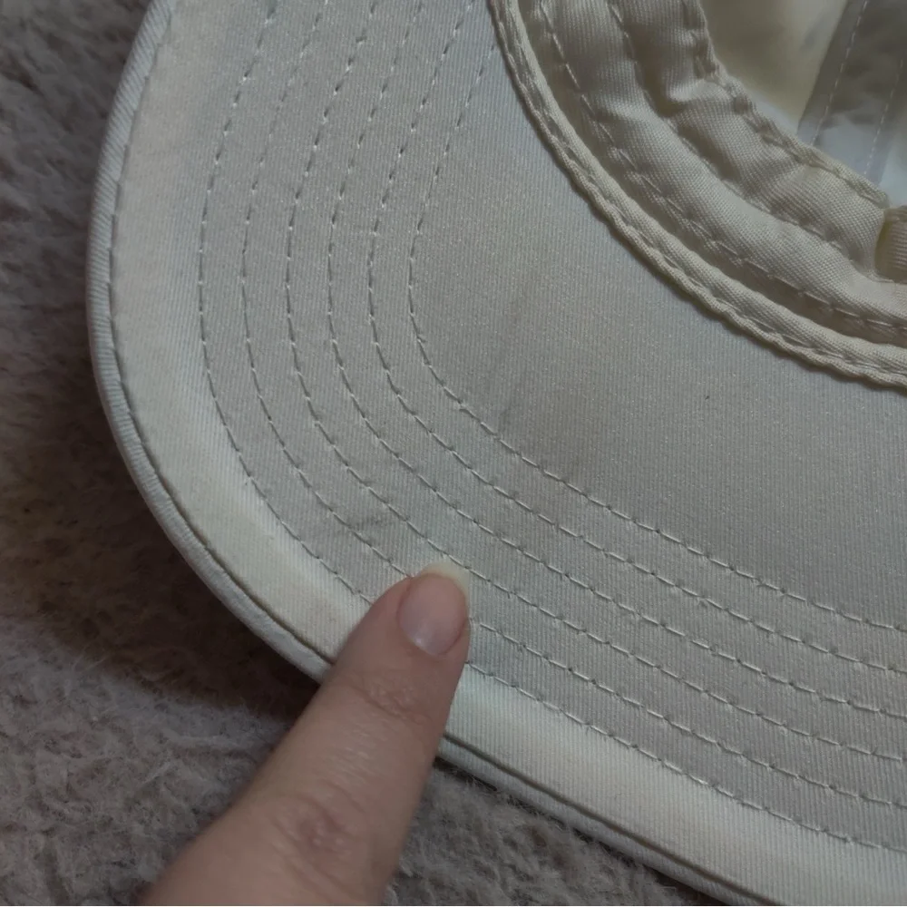 HALARA Logo Baseball Cap Hat Star White Cream NWT Green Letters Embroidered OS - Picture 7 of 7